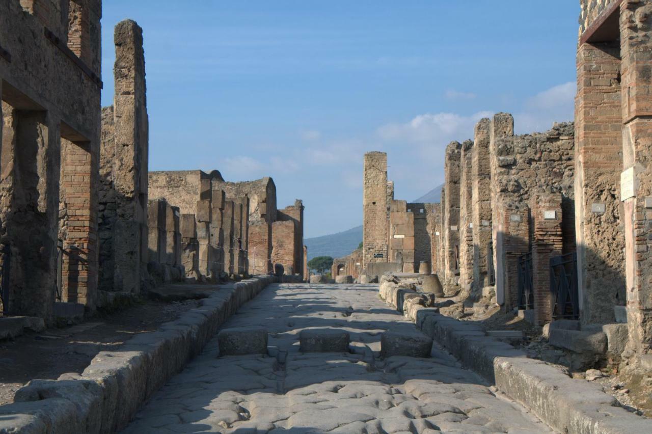 Апартаменты Tra Amalfi, Pompei, Paestum Салерно Экстерьер фото