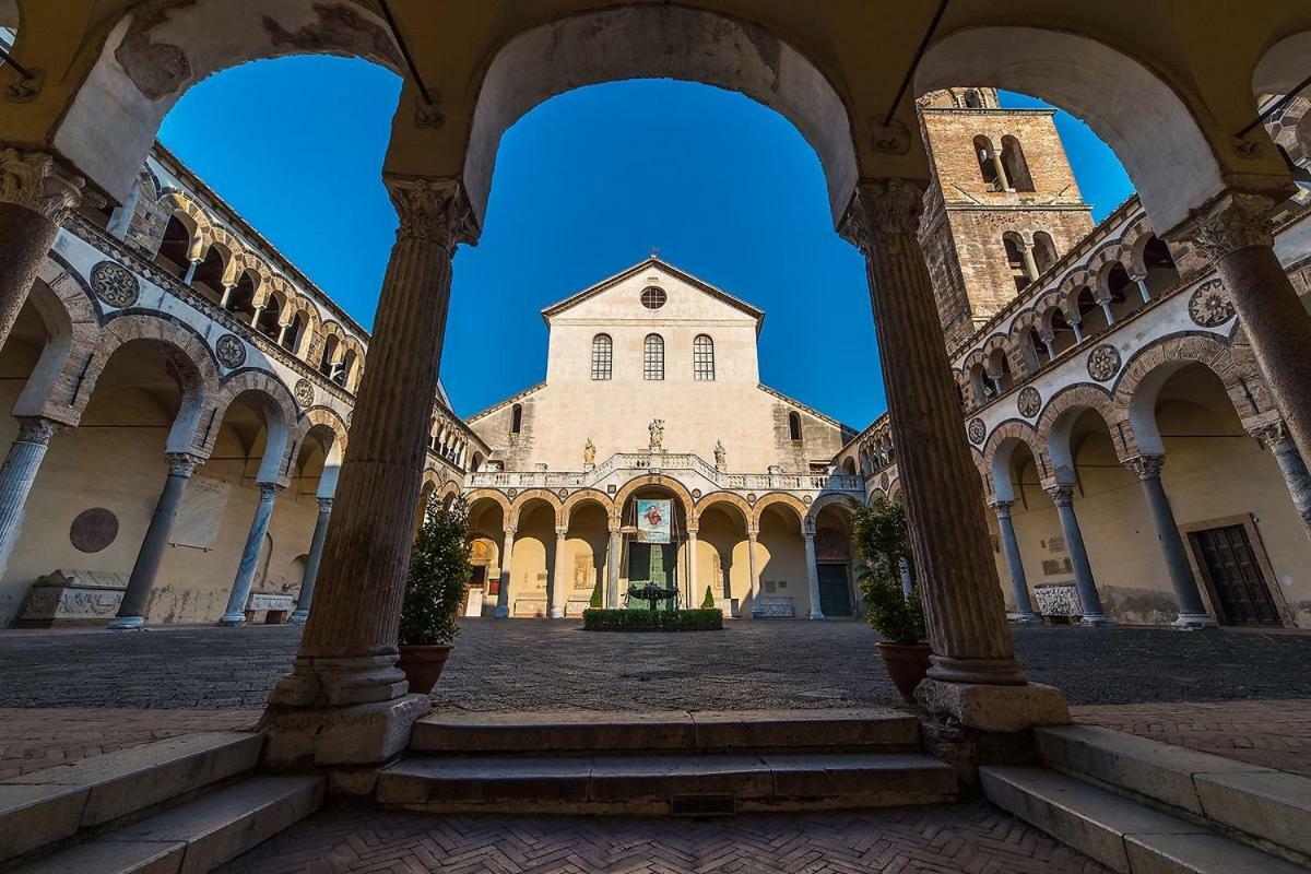 Апартаменты Tra Amalfi, Pompei, Paestum Салерно Экстерьер фото